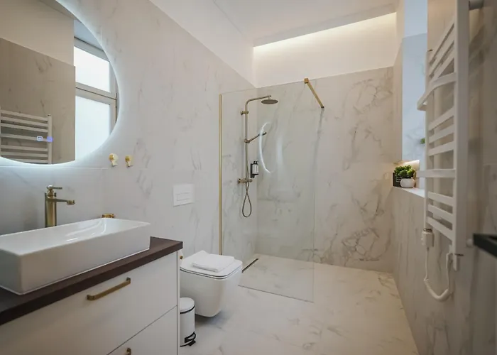 A5 - Boutique Apartments, Location By Bqa Apartmán